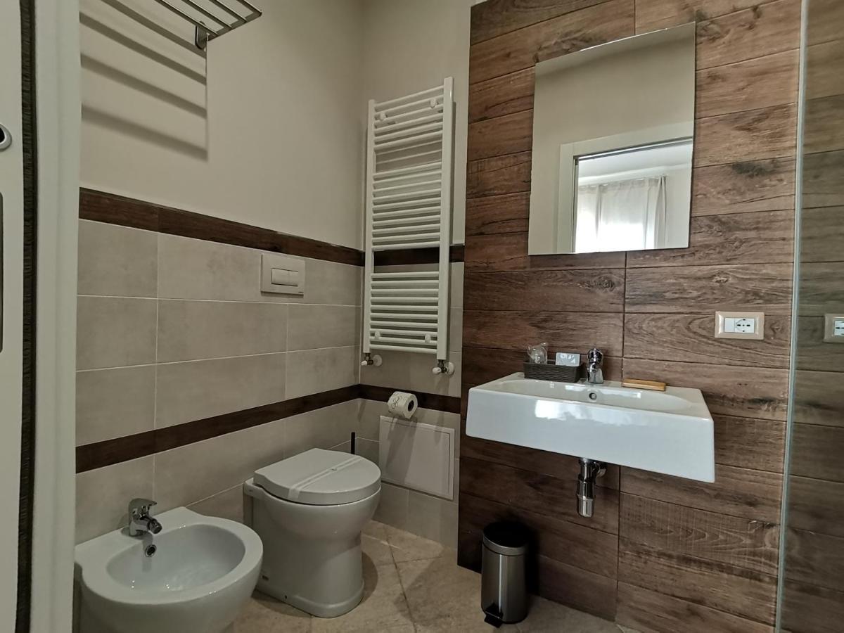 Bed and Breakfast Le Metro Карини Экстерьер фото
