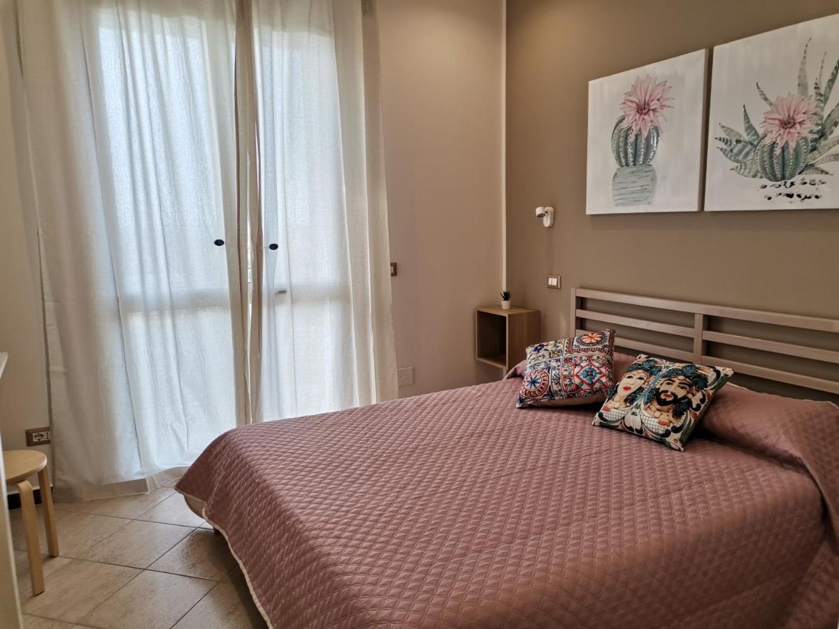 Bed and Breakfast Le Metro Карини Экстерьер фото