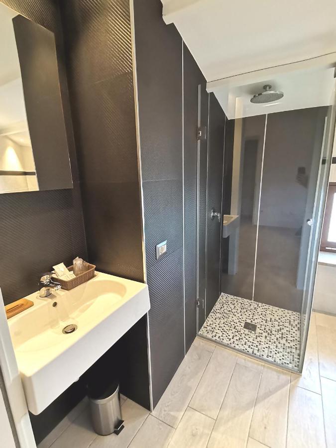 Bed and Breakfast Le Metro Карини Экстерьер фото