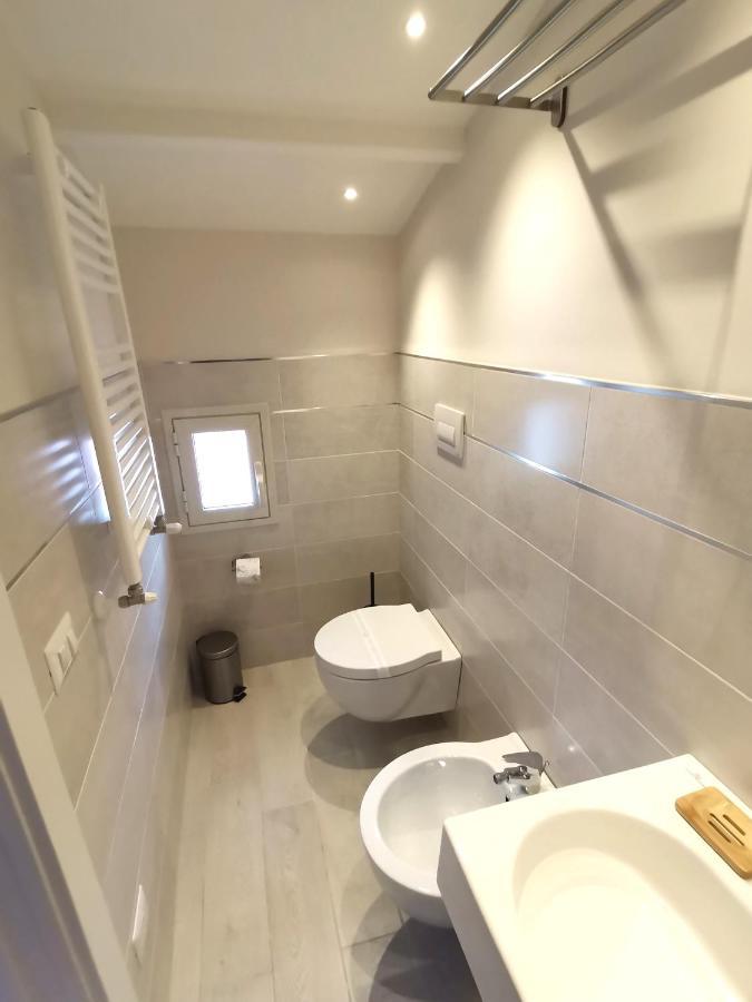 Bed and Breakfast Le Metro Карини Экстерьер фото