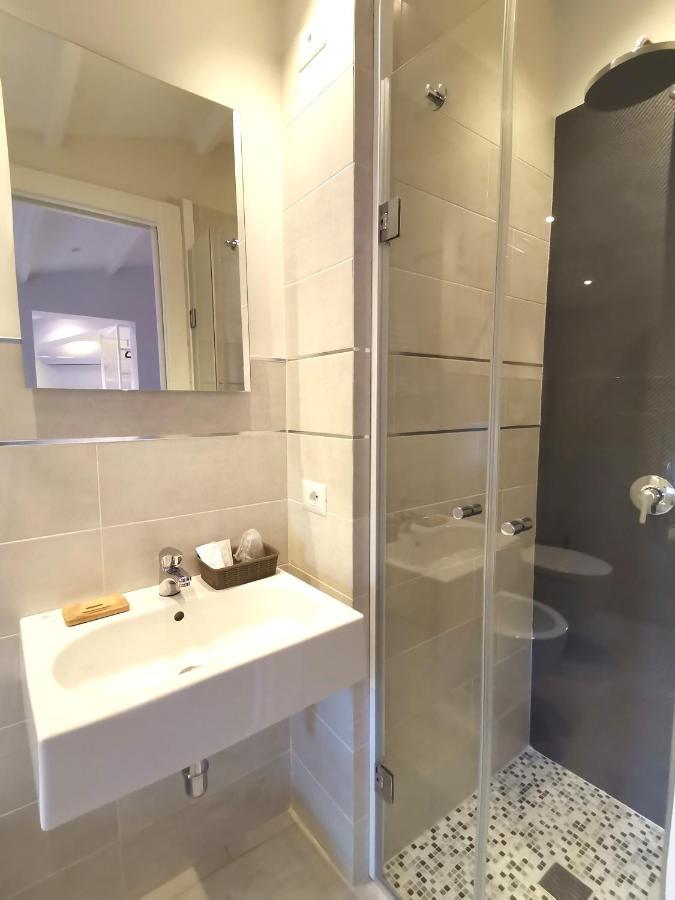 Bed and Breakfast Le Metro Карини Экстерьер фото