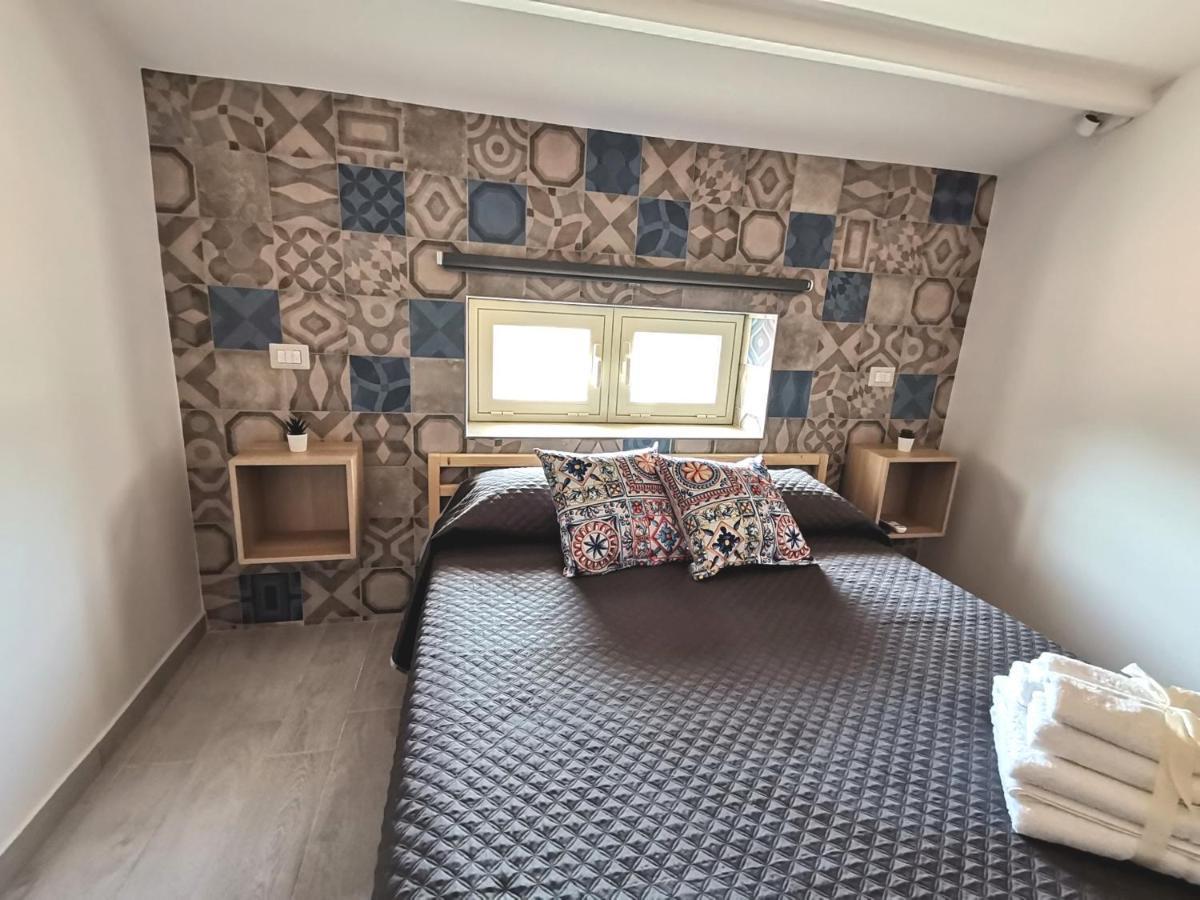 Bed and Breakfast Le Metro Карини Экстерьер фото